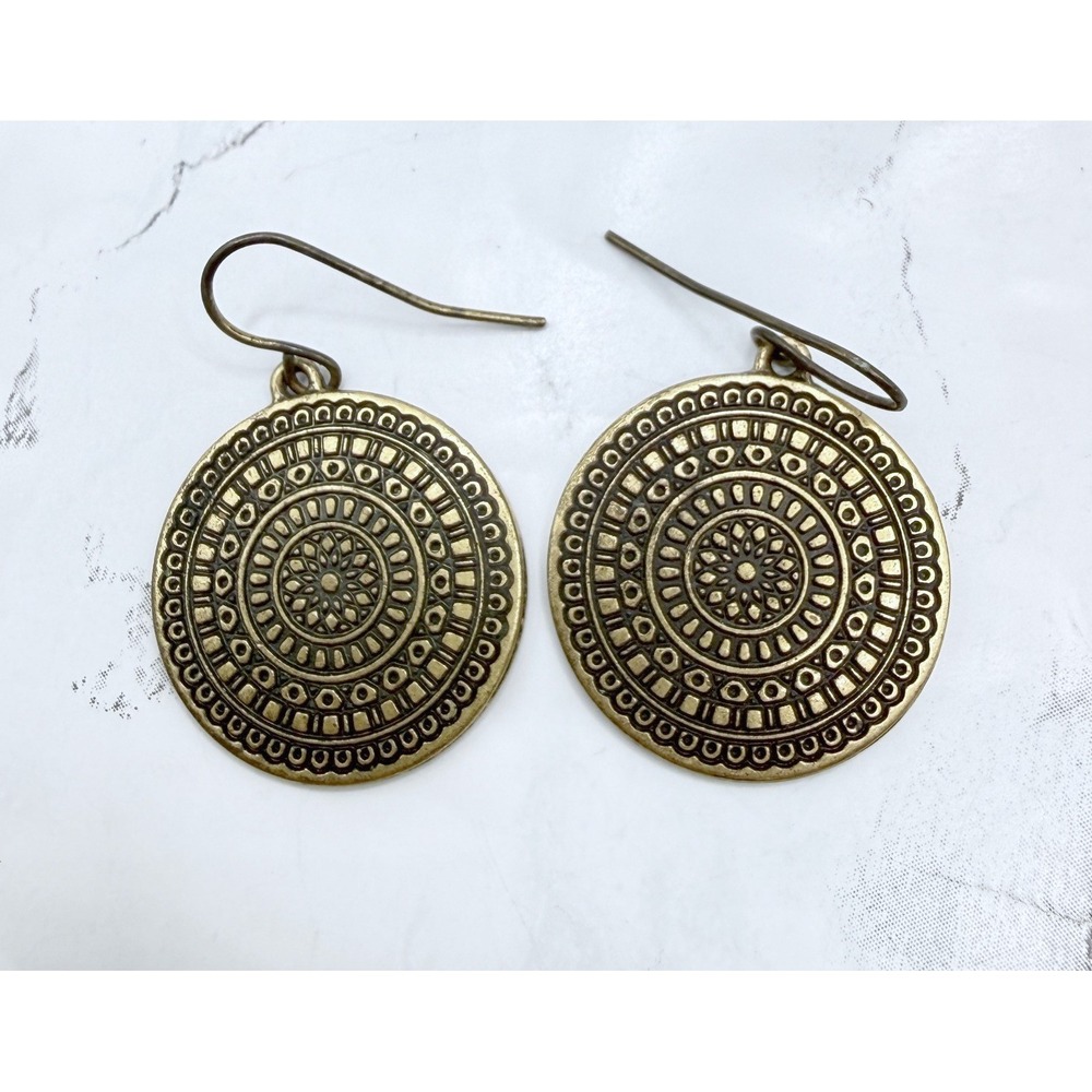 Antiqued Gold Tone Medallion Disc Earrings 7/8 Inch Pierced